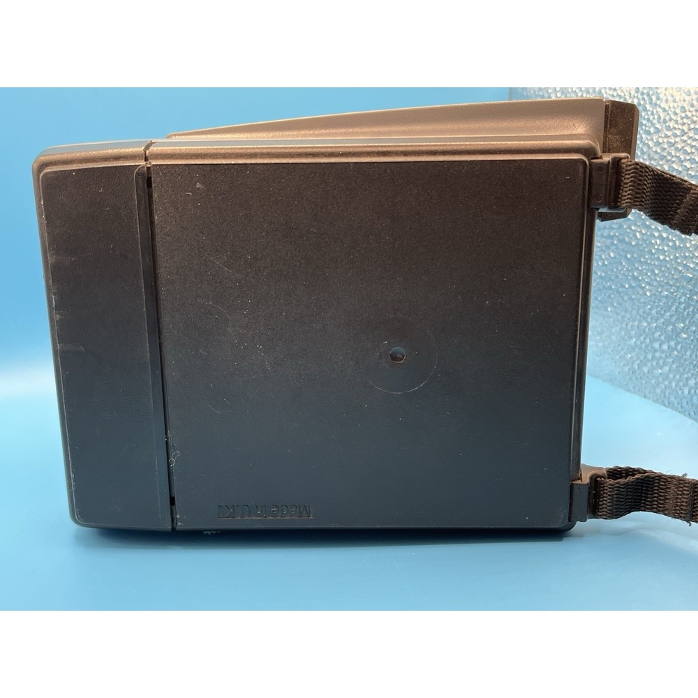 Polaroid 600 Impulse instant Camera System w/Built In Flash/Strap-Not Tested- - Picture 12 of 15